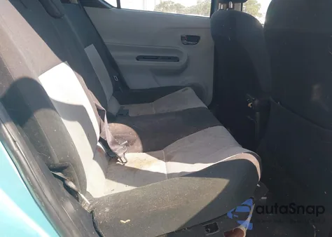 2013 Toyota Prius C Three from USA, damaged, VIN JTDKDTB38D1039697